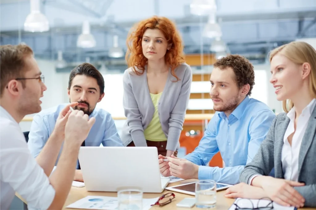 LISTENING TO OTHERS IN A MEETING